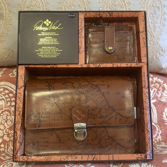 Patricia Nash Signature Map Crossbody Bag With Credit Card...